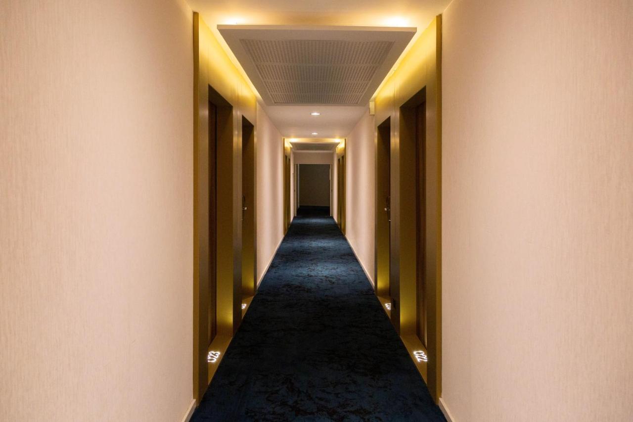 Hotel Paxton Paris Mlv Ferrières-en-Brie Exterior foto